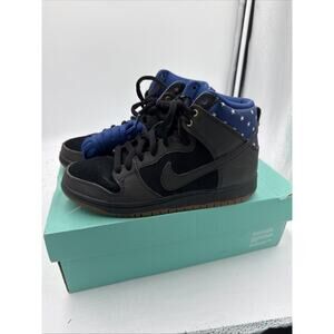 Size 6 - Nike Dunk Premium SB High Stars Captain America